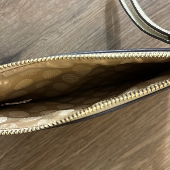 Kate Spade pouch wristlet - Picture 5 of 6